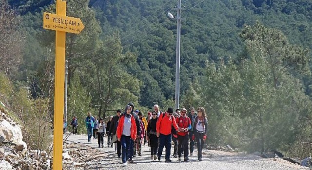 Yeşilçam yolunda doğa yürüyüşü