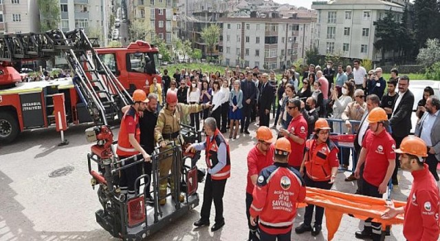 Avcılar Belediyesi’nde gerçeği aratmayan tatbikat