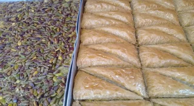 Baklava bayramın adı tadı ama...