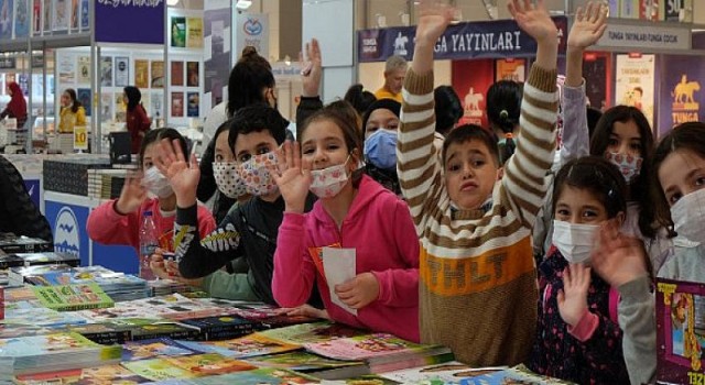 Bilgi Evi Öğrencileri ‘Kütüphane Haftası’nda Kitaba Doydu