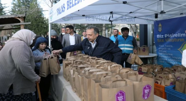 ”Biz Pişirelim Siz Ulaştırın” gönüllere girdi