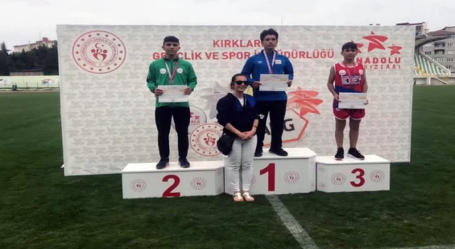 Bursa Osmangazili atlet ’yıldızlar’da göz doldurdu