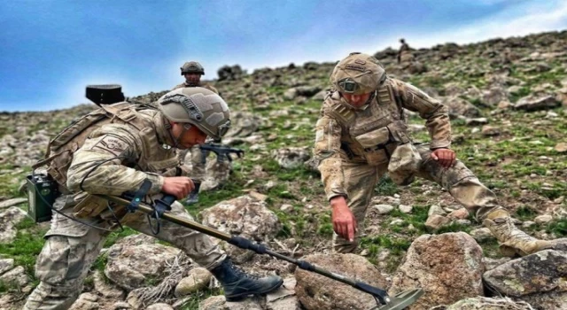 Muş ’Abluka’ya alındı... Operasyona Bursa’daki bombalı tuzakta şehit olan memurun ismi verildi