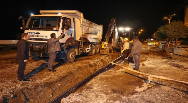 Nevşehir’de işçilere başkandan tatlı ikramı