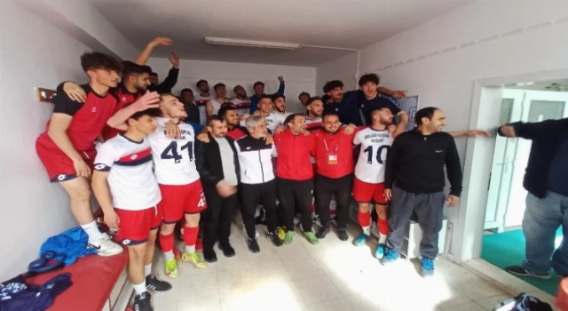 Niğde Belediyespor, Azatlıspor’u 3-0 ile geçti