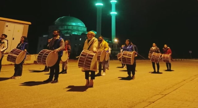 Niğde’de 10 bin öğrenciye sahur eğlencesi