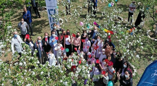 Onkoloji Tedavisi Gören Minikler DEÜ’de Gönüllerince Eğlendi