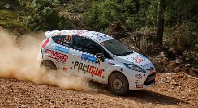 Sezonun ilk ralli yarışları nefes kesti