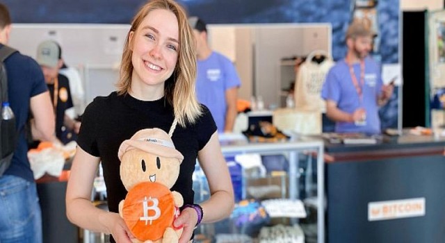 The Steve Group Dünya’nın En Büyük Bitcoin Etkinliği “Bitcoin 2022” Miami’den Bildiriyor!