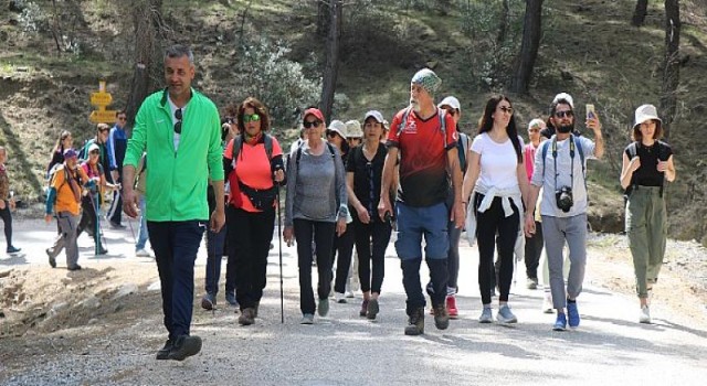 Yeşilçam yolunda doğa yürüyüşü düzenlendi