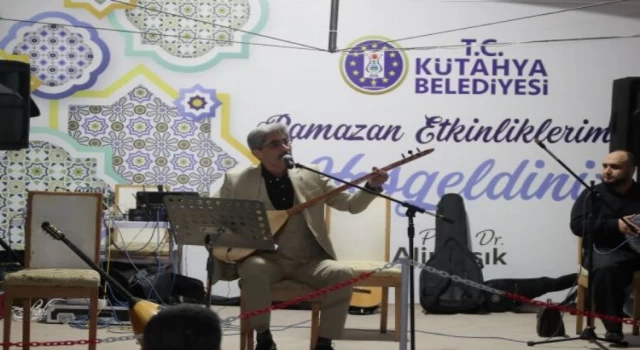 Zeynel Sağ Kütahya’da konser verdi