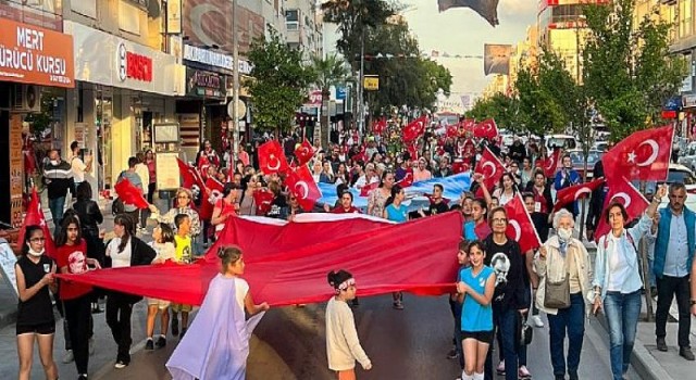 19 Mayıs Narlıdere’de Coşkuyla Kutlandı