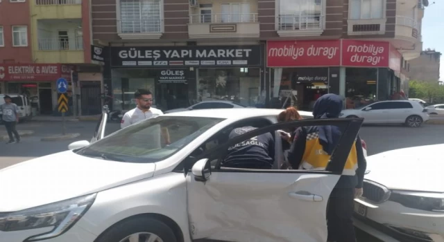 Adıyaman’da iki otomobil çarpıştı: 1 yaralı