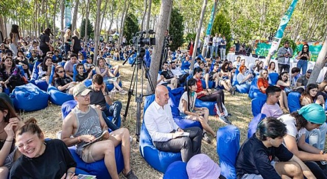 Başkan Soyer gençlerle ilgili yeni projelerinin müjdesini verdi