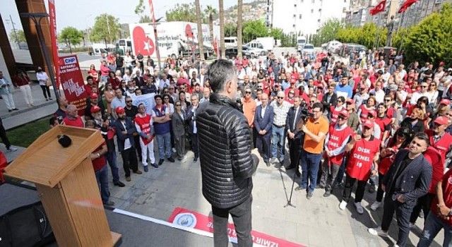 Bayraklı’da 1 Mayıs coşkusu