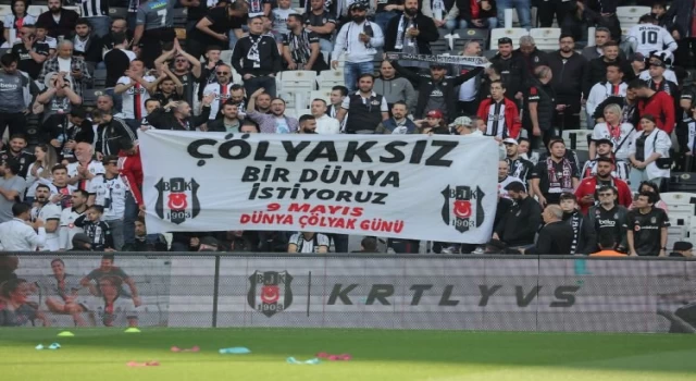 Beşiktaş- Fenerbahçe derbisinde anlamlı pankart