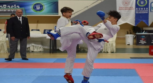 Bursa Yıldırım’da karate rüzgârı