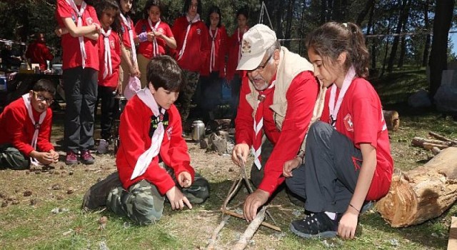 Çankaya’nın İlk Bilim İzcileri Kampta