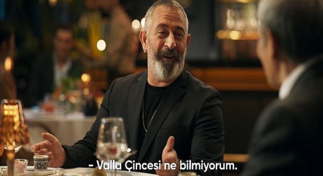 Cem Yılmaz’dan Çince Yanıt!