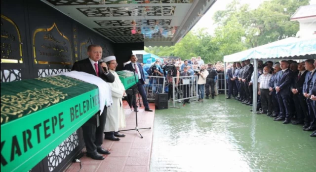 Cumhurbaşkanı Erdoğan Sude Akkuş’un cenazesine omuz verdi