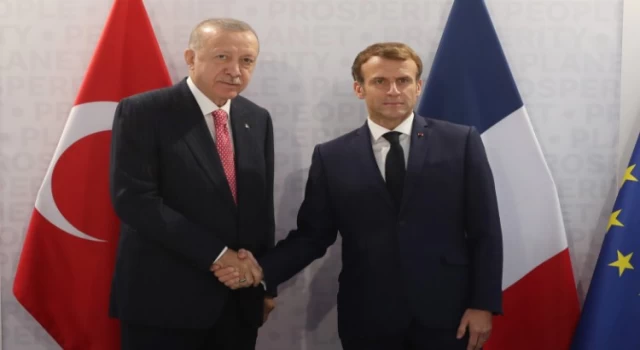 Erdoğan Macron’la görüştü