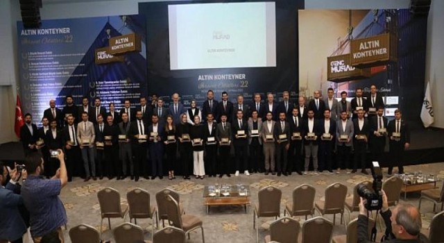 Genç MÜSİAD’dan 12 farklı şehirden 30 firmaya “Altın Konteyner Ödülü”