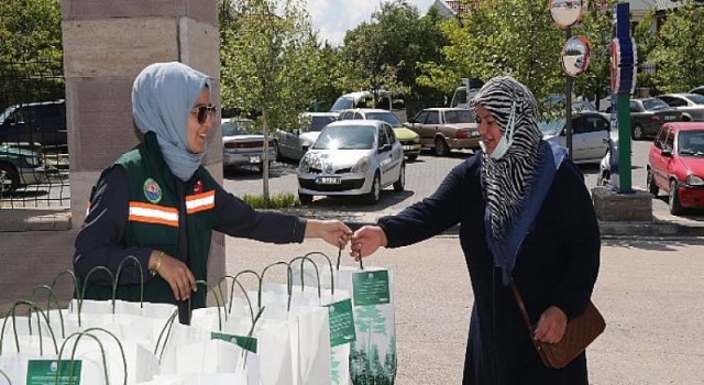 Gölbaşı Belediyesi Geleceği Düşünüyor Toprağı Ata Tohumlarıyla Buluşturuyor…