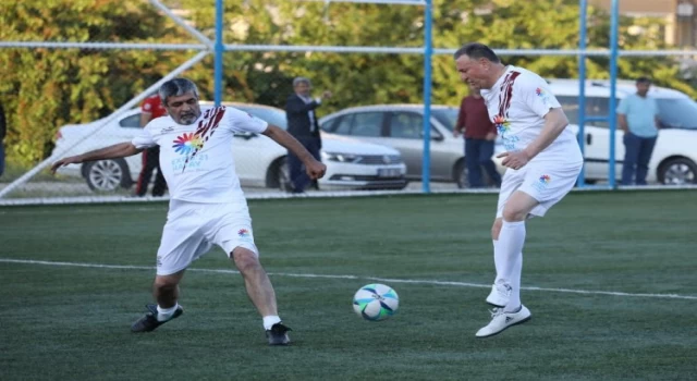 Hatay’da futbol şöleni başladı