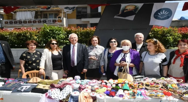 İzmir Karabağlar’da Anneler Günü Kermesi