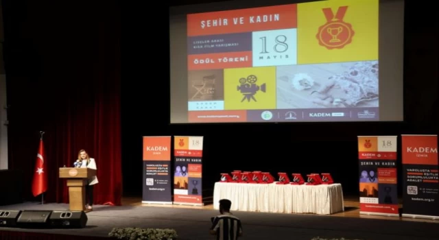 İzmir’de gençler ’Şehir ve Kadın’ı kısa filmle anlattı