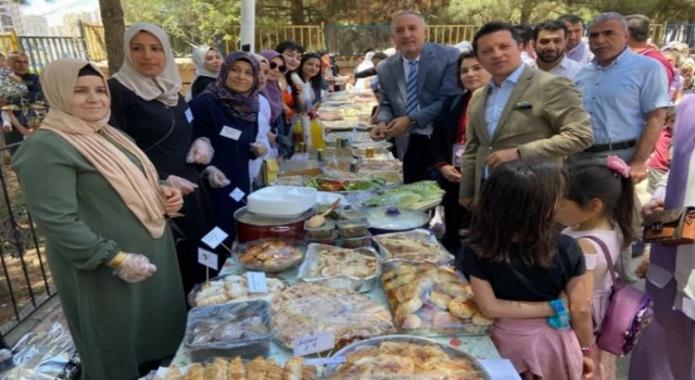 Mardin’de ihtiyaç sahibi çocuklar yararına düzenlenen kermes amacına ulaştı