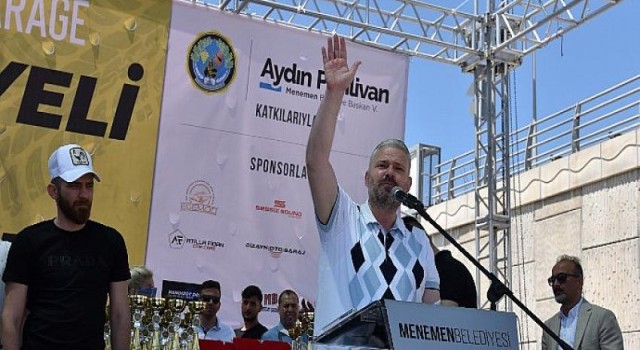 Modifiyeli araç tutkunları Menemen’de buluştu