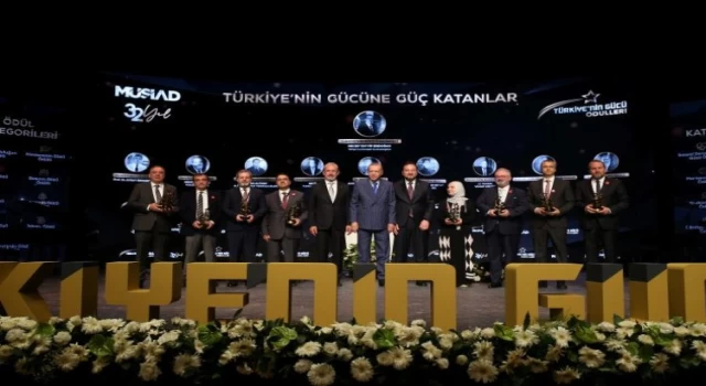 MÜSİAD’tan Cumhurbaşkanı Erdoğan’a özel ödül