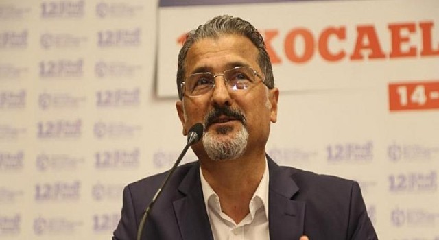 Şair Gencay Zavotçu, ’’Bu yılki kitap fuarının temasının şiir olması büyük mutluluk’’