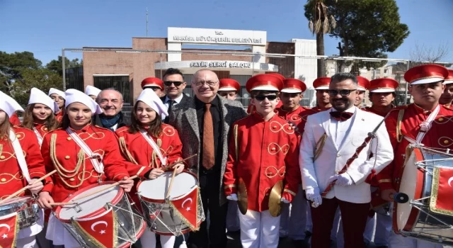 Türkiye Cumhuriyeti’nin yılmaz bekçileri gençler