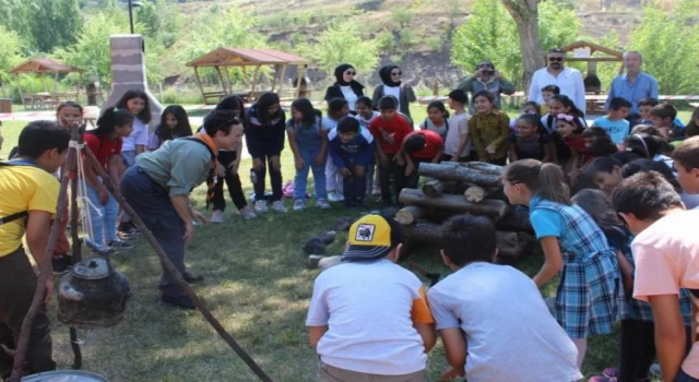 Ankara Kalecik’te çocuklara izcilik aşısı