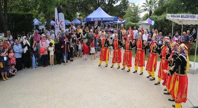 Bahar Şenliği Kavaklı Sahili Amfi’de Başladı