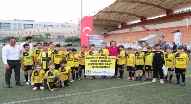 Kocaeli İzmit’te Kamuran Akşar Futbol Turnuvası başladı