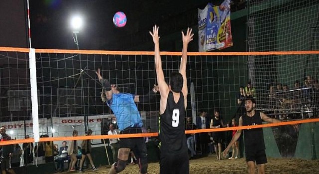 Rekor Katılımlı Plaj Voleybolu Turnuvası Sona Erdi