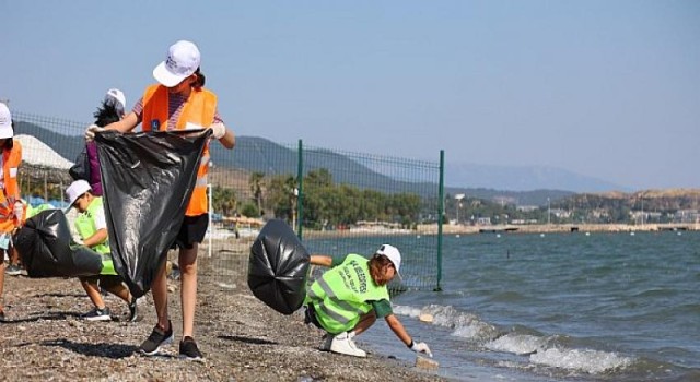 Urla Çöpüne Sahip Çıktı