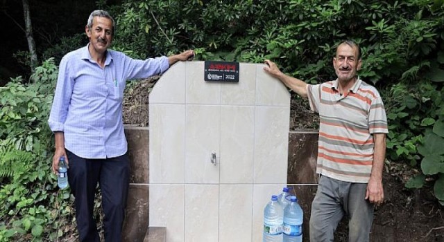 Başiskele Servetiye Camii’nin lezzetli suyuna yeni çeşme yapıldı