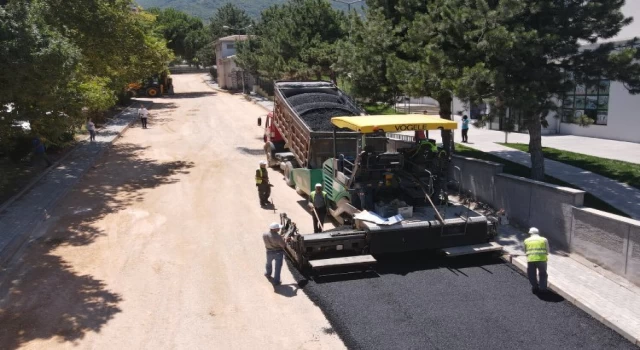 Bursa Yıldırım’da yollar asfaltlanıyor