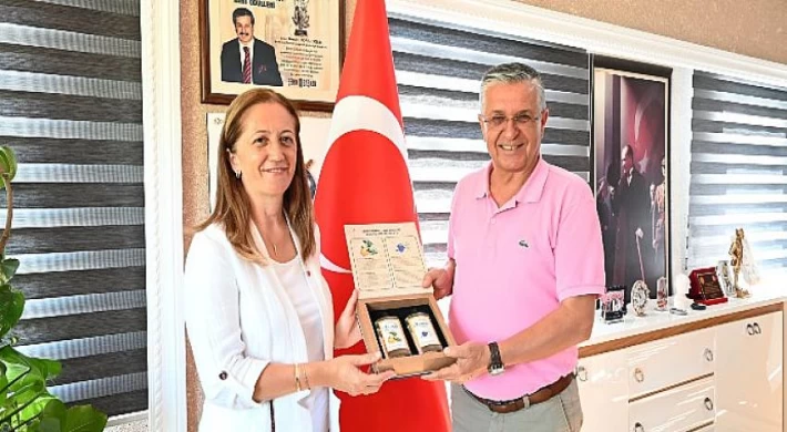 Disk Genel Başkanı Arzu Çerkezoğlu Kemer Belediyesi’nde