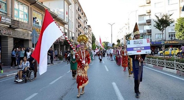 İnegöl’de Kültür Sanat Cümbüşü Başladı