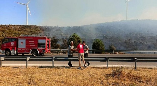 Kızılay İzmir Şubesi bugün Çeşme ve Datça’da çıkan yangın için seferber oldu