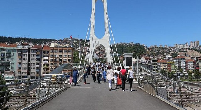 Mimar Sinan Üst Geçidine 180 ton kaydırmaz asfalt serildi