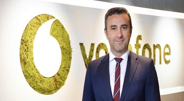 Vodafone’un “Dijital Kahramanı” Tobi Şimdi de Ev İnterneti Kullanıcılarının Sağ Kolu Oluyor