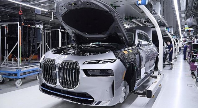 Yeni BMW 7 Serisi Üretimi Dingolfing Fabrikasında Başladı