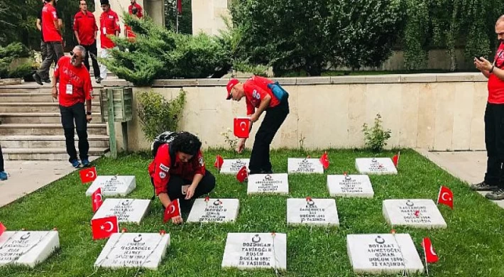 AKUT’tan 100.Yılı’nda Zafer Yürüyüşü