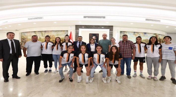 Gaziantep’in spora ve sporcuya desteği sürüyor